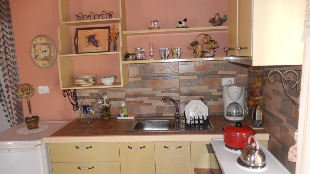 Jelena'S Luxury Apartments Sarandë エクステリア 写真