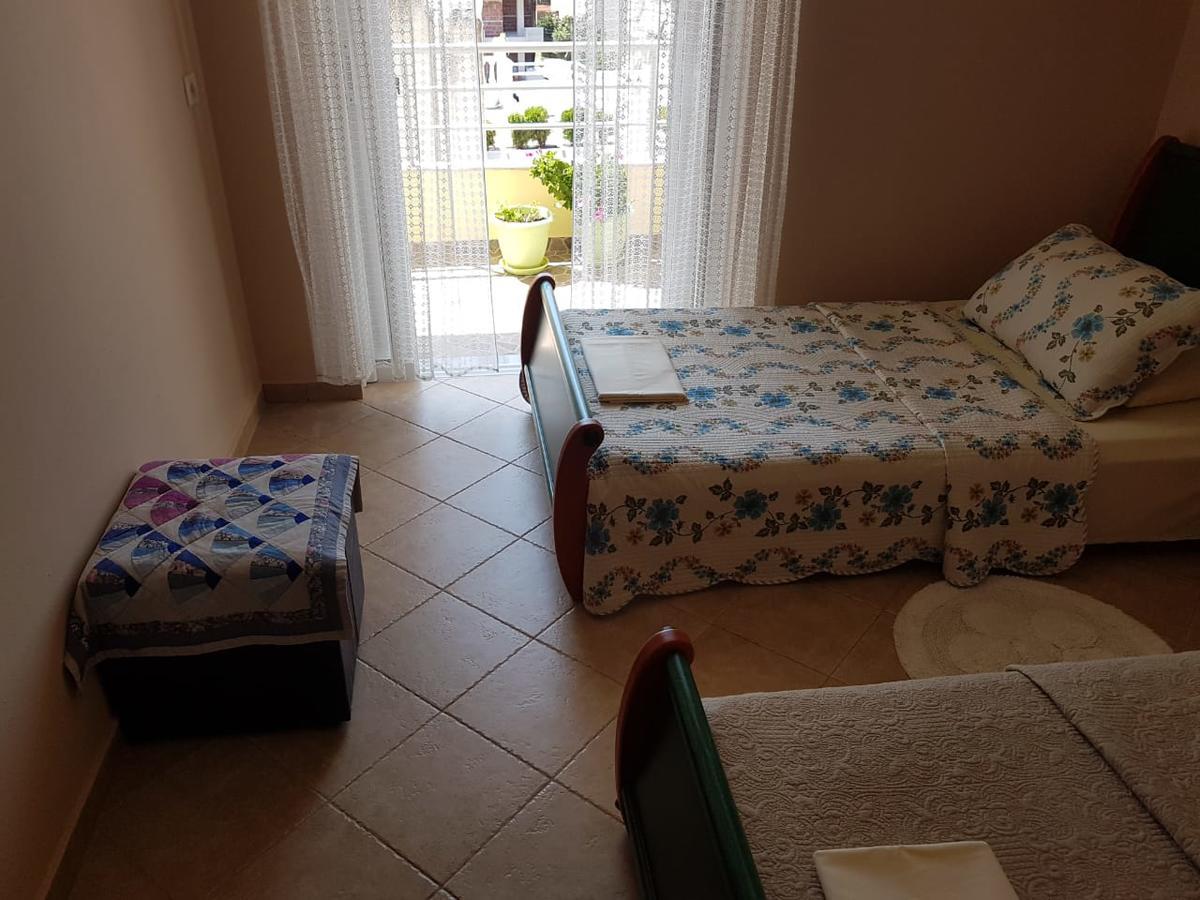 Jelena'S Luxury Apartments Sarandë エクステリア 写真